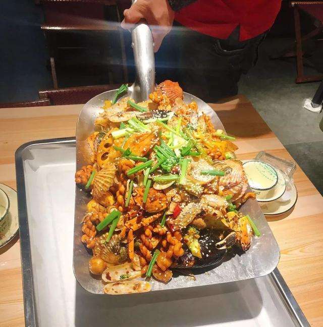 碾子山手抓海鲜加盟